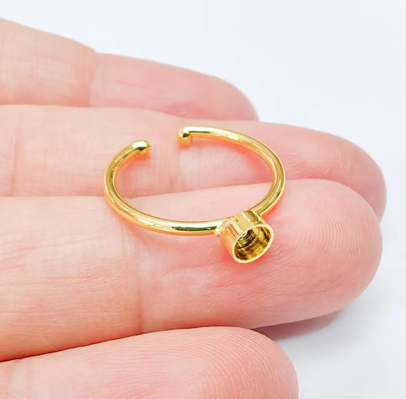 Round Ring Blank Setting, Tiny Cabochon Mounting, Resin Ring Base, Inlay Ring Bezel Cup, Adjustable Shiny Gold Plated Brass 4mm G37152