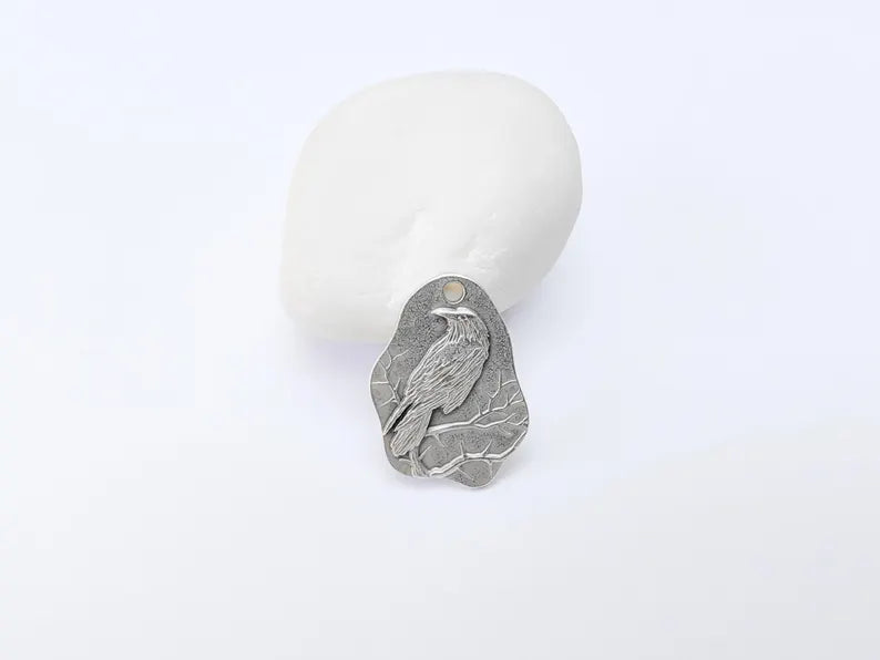 Raven Charm Charm, Gothic Boho Pendant, Bird on Branch Charm, Earring Charm, Crow Mystical Necklace, Antique Silver Plated 30x22mm G37098