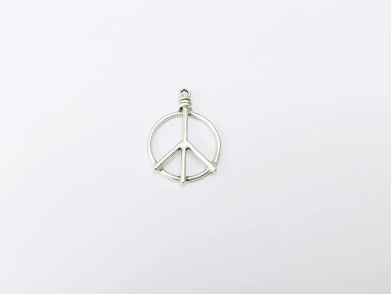 2 Peace Symbol Pendant Charm, Boho Hippie Jewelry Supply, Spiritual Retro 60s Style Necklace Component, Antique Silver Plated 34x24mm G37102