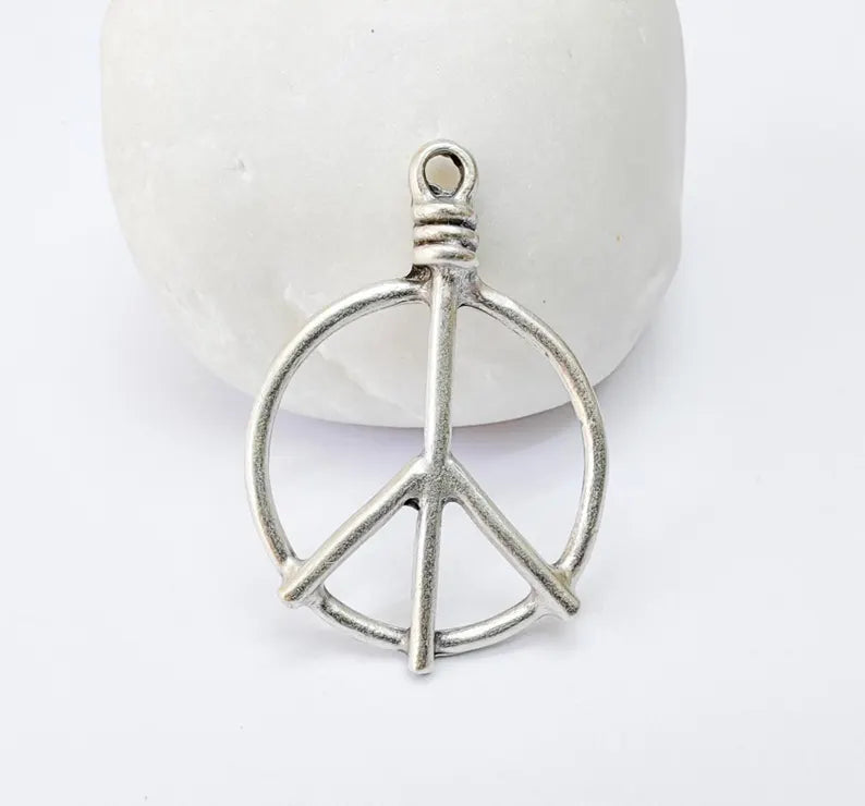 2 Peace Symbol Pendant Charm, Boho Hippie Jewelry Supply, Spiritual Retro 60s Style Necklace Component, Antique Silver Plated 34x24mm G37102