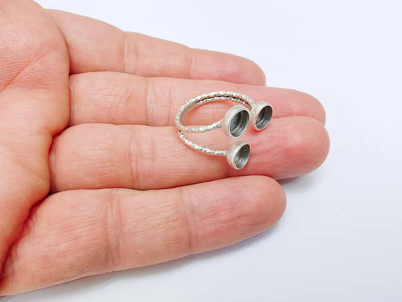 Triple Bezel Adjustable Ring Base, Raw Brass Ring Setting, DIY Jewelry, Blank Cabochon Ring Tray, Antique Silver Plated Brass 6mm G37115