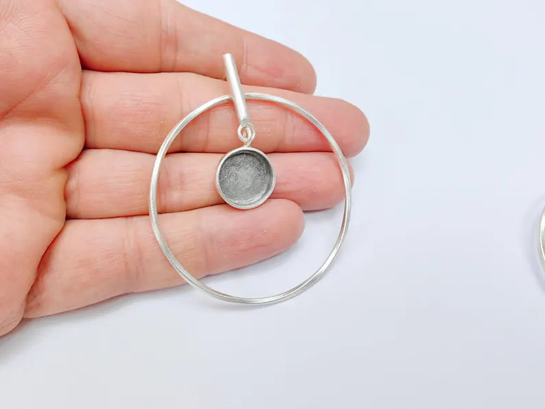 Minimalist Circle Drop Earrings, Antique Silver Plated Geometric Hoops with Small Bezel Charm, Modern Lightweight Jewelry 14mm blank G37116