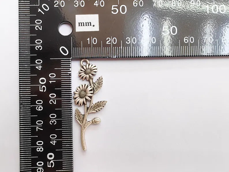 Flower Branch Pendant, Botanical Charm, Daisy Floral Necklace Supply, Nature Inspired Jewelry Making, Antique Silver Plated 46x17mm G37143