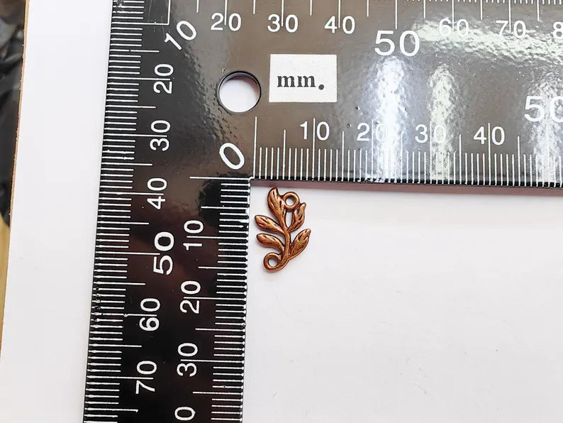 10 Leaves Charms Connector (Double Sided) Antique Copper Plated Charms (14x9mm) G37146