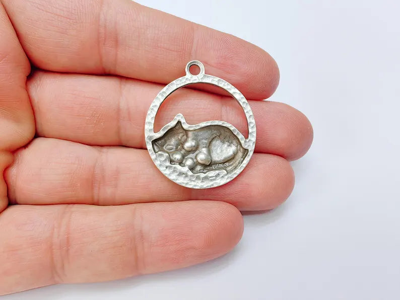 Sleeping Cat Charms, Resting Kitty Pendant, Cute Animal Earring Jewelry Supply, Cat Lover Gift, Antique Silver Plated Zamac 33x29mm G37148