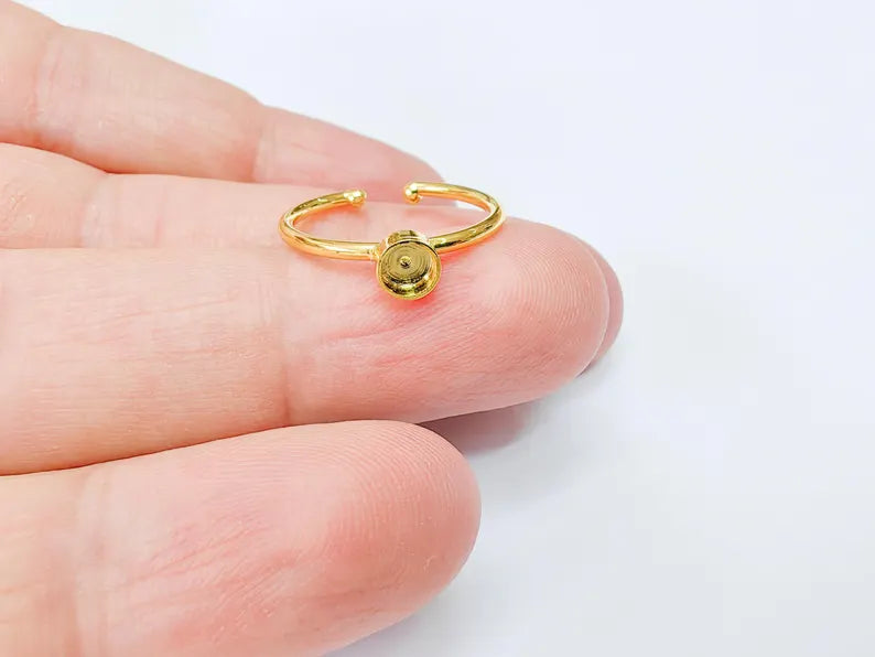 Round Ring Blank Setting, Tiny Cabochon Mounting, Resin Ring Base, Inlay Ring Bezel Cup, Adjustable Shiny Gold Plated Brass 4mm G37152