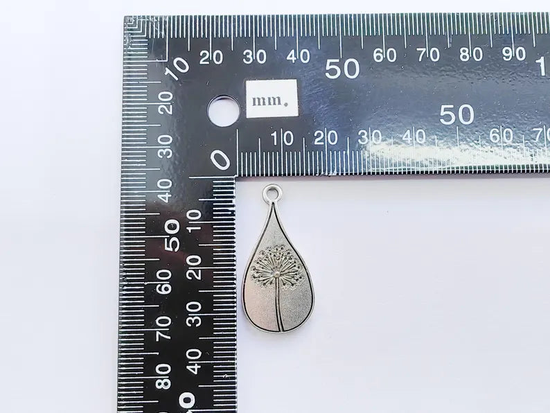 Dandelion Pendant, Teardrop Shaped Charm, Botanical Jewelry Supply, Nature Inspired Necklace Part, Antique Silver Plated 33x16mm G37165