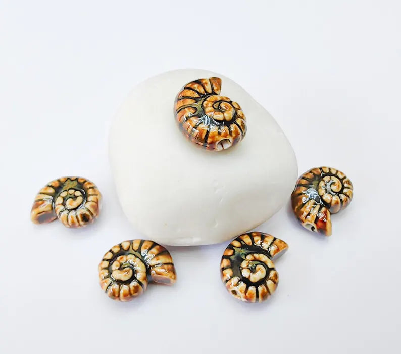 Brown Porcelain Nautilus Beads, Ceramic Shell Bead, Summer Sea Bead, Ocean Jewelry Supply, Beach Theme Beads, Ammonite Beads 20x16mm G37168