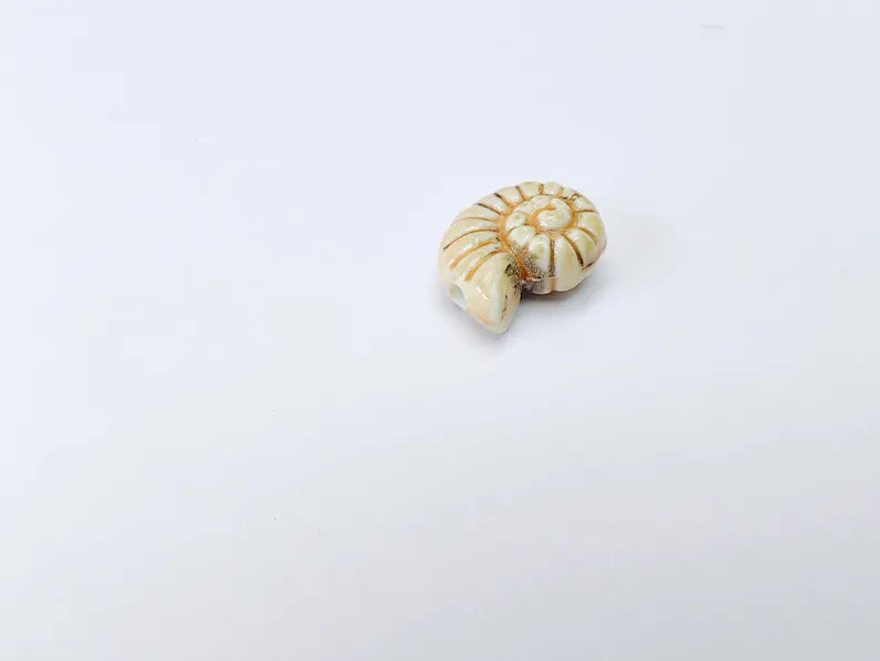 Beige Porcelain Nautilus Beads, Ceramic Shell Bead, Summer Sea Bead, Ocean Jewelry Supply, Beach Theme Beads, Ammonite Beads 20x16mm G37170