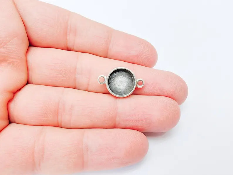 2 Round Bezel Connector, Double Loop Cabochon Blank, Resin Bases, Mosaic Mountings, Polymer Clay Setting, Antique Silver Plated (12mm) G37187