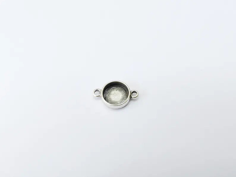 5 Round Bezel Connector, Double Loop Cabochon Blank, Resin Bases, Mosaic Mountings, Polymer Clay Setting, Antique Silver Plated (8mm) G37191
