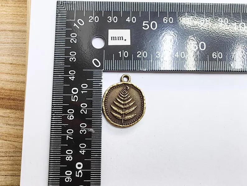 Fern Leaf Pendant Charm, Oval Botanical Jewelry, Nature Plant Medallion Necklace, Forest Leaf Earring, Antique Bronze Plated 27x22mm G37199