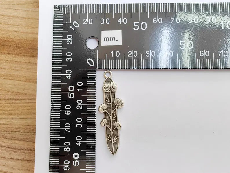 Thistle Flower Pendant, Slim Silver Botanical Charm, Wild Nature Jewelry Part, Vintage Plant Supply, Antique Silver Plated 48x14mm G37215