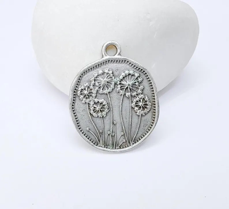 Dandelion Charms, Silver Flower Charms, Boho Charms, Earring Charms, Silver Pendant, Necklace Parts, Antique Silver Plated 29x24mm G37238