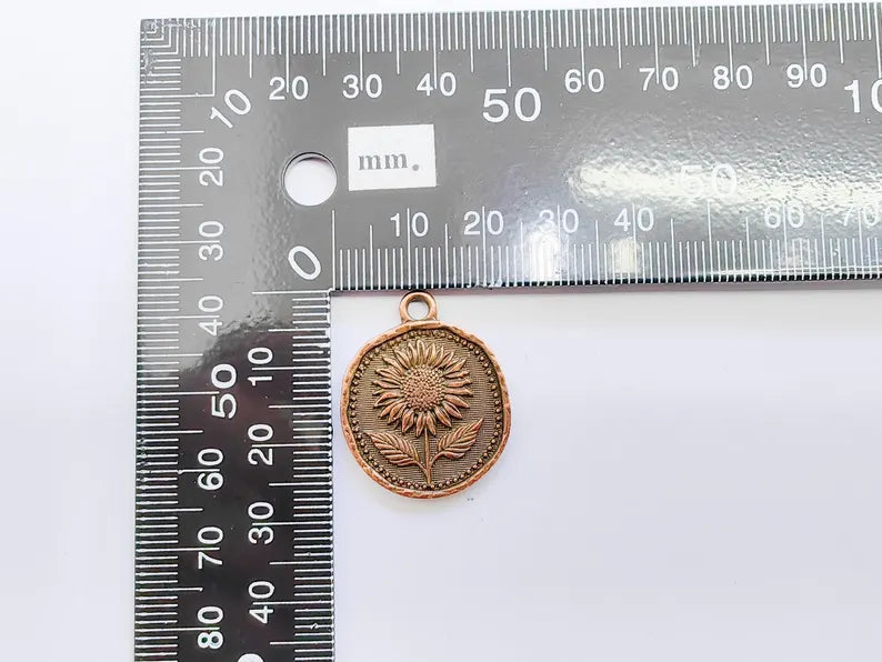 Sunflower Charm Pendant, Flower Earring, Floral Medallion, Botanical Jewelry Supply, Sunflower Necklace Antique Copper Plated 27x22mm G37253