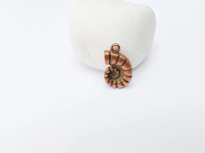 2 Ammonite Fossil Pendant, Spiral Shell Charm, Nautical Jewelry Supply, Prehistoric Sea Fossil, Antique Copper Plated 22x14mm G37307