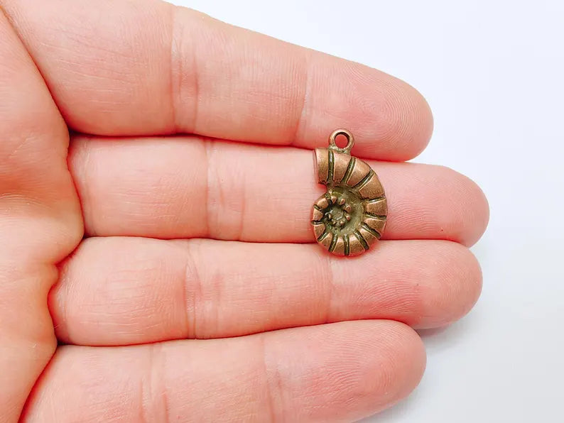 2 Ammonite Fossil Pendant, Spiral Shell Charm, Nautical Jewelry Supply, Prehistoric Sea Fossil, Antique Copper Plated 22x14mm G37307