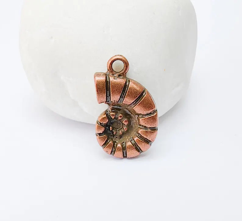 2 Ammonite Fossil Pendant, Spiral Shell Charm, Nautical Jewelry Supply, Prehistoric Sea Fossil, Antique Copper Plated 22x14mm G37307