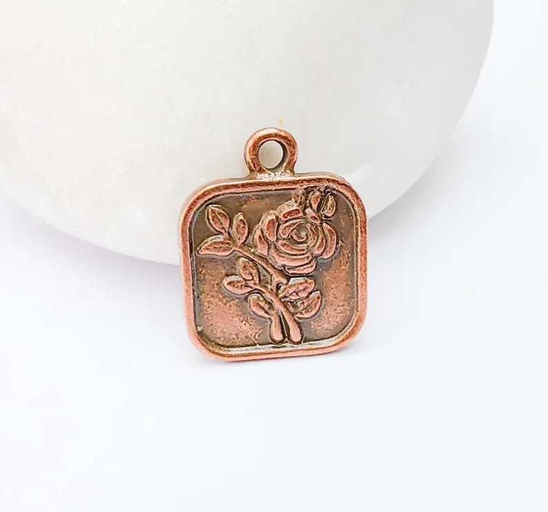 4 Rose Square Charm, Embossed Flower Pendant, Floral Oval Tag for Bracelet or Necklace, Romantic Jewelry, Antique Copper Plated 18x14mm G37275