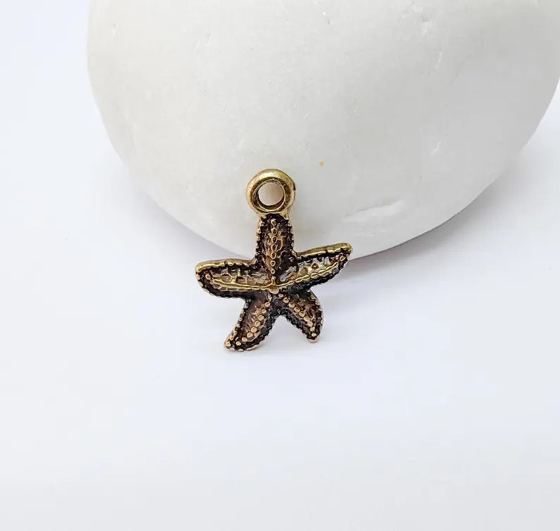 5 Starfish Charm, Bronze Sea Star Pendant, Nautical Boho Beach Jewelry Supply, Ocean Theme Pendant, Antique Bronze Plated 18x14mm G37295
