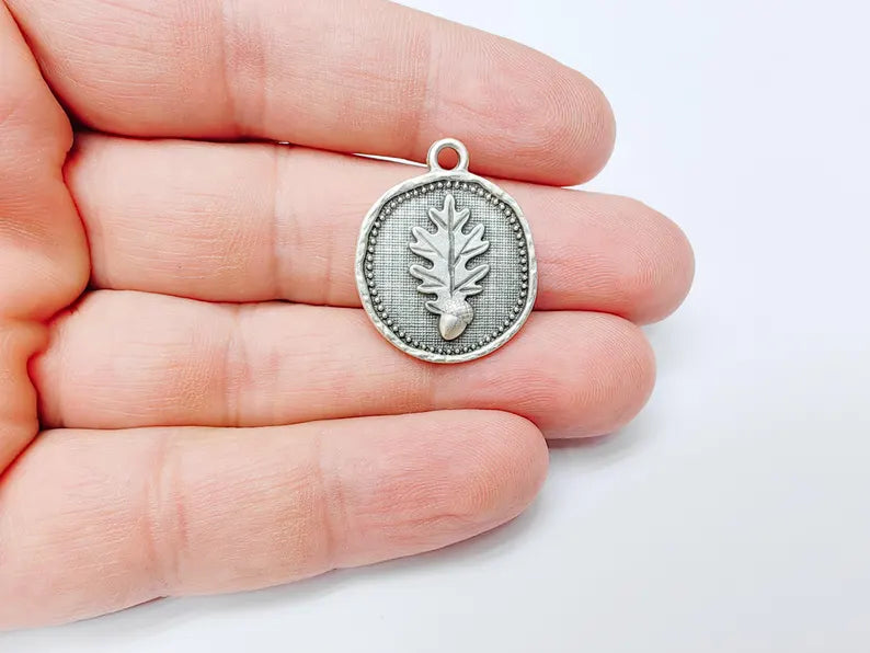 Oak Leaf and Acorn Charm Pendant, Forest Nature Charm, Botanical Jewelry Supply, Rustic Earring Charms, Antique Silver Plated 27x22mm G37160