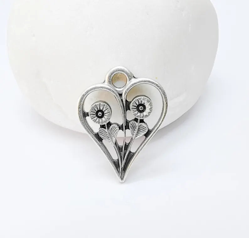 2 Floral Heart Pendant, Two Flower Charm, Romantic Nature Jewelry, Botanical Necklace, Earring Charm, Antique Silver Plated 22x17mm G37162