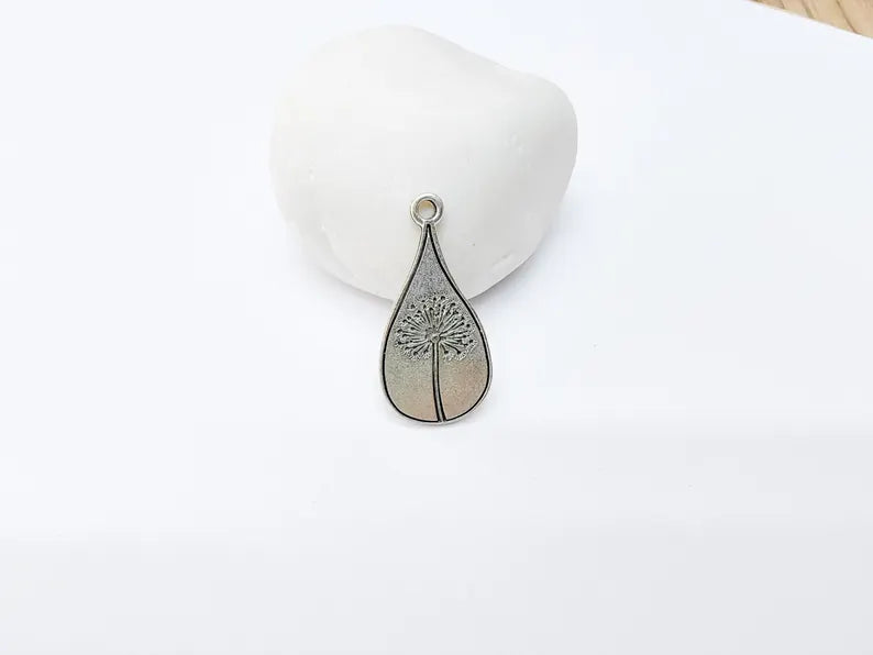 Dandelion Pendant, Teardrop Shaped Charm, Botanical Jewelry Supply, Nature Inspired Necklace Part, Antique Silver Plated 33x16mm G37165