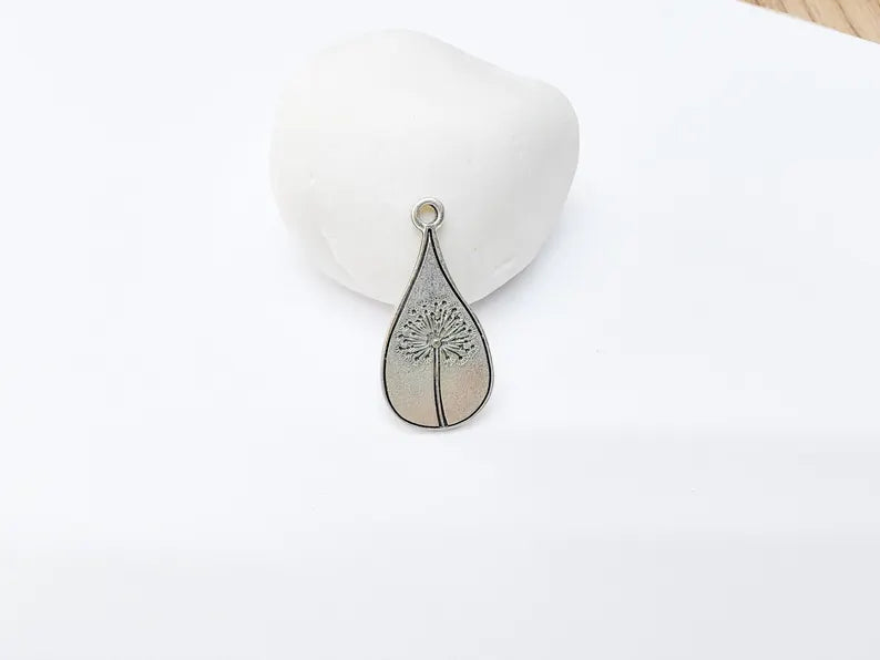 Dandelion Pendant, Teardrop Shaped Charm, Botanical Jewelry Supply, Nature Inspired Necklace Part, Antique Silver Plated 33x16mm G37165