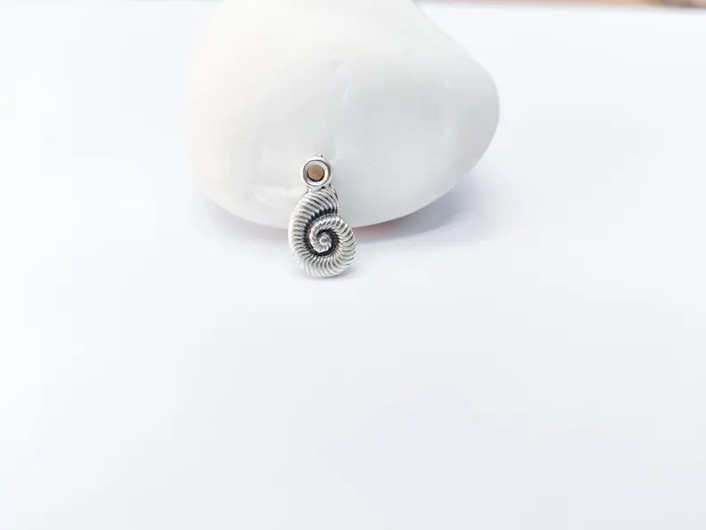 4 Nautilus Shell Charm, Sea Shell Summer Pendant, Ocean Jewelry, Tiny Beach Pendant, Boho Coastal Charm, Antique Silver Plated 16x9mm G37176