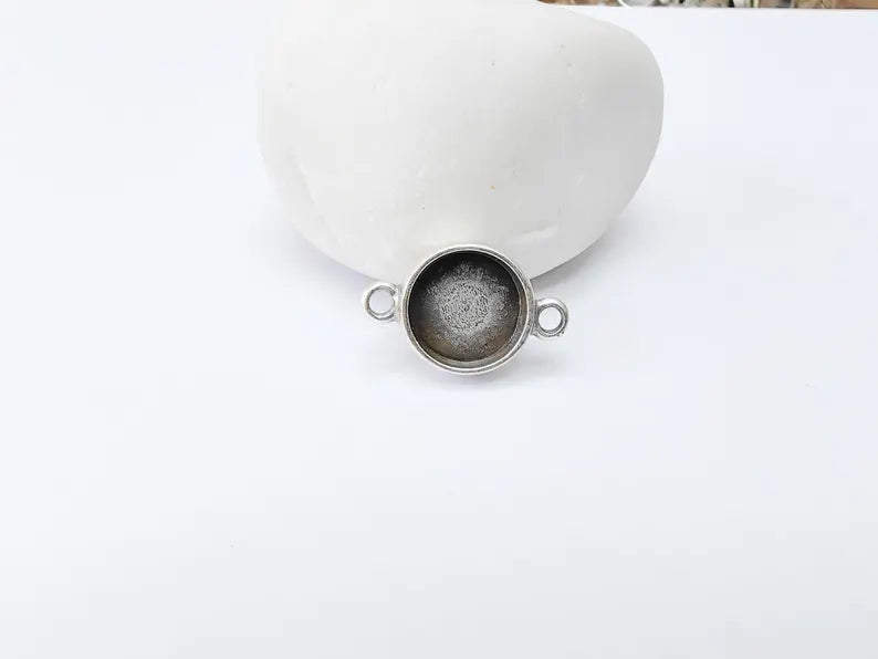 2 Round Bezel Connector, Double Loop Cabochon Blank, Resin Bases, Mosaic Mountings, Polymer Clay Setting, Antique Silver Plated (12mm) G37187