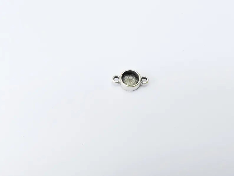 5 Round Bezel Connector, Double Loop Cabochon Blank, Resin Bases, Mosaic Mountings, Polymer Clay Setting, Antique Silver Plated (8mm) G37191