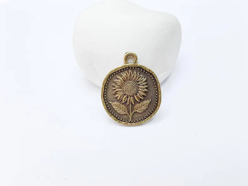 Sunflower Pendant Charm, Flower Earring, Floral Medallion, Botanical Jewelry Supply, Sunflower Necklace Antique Bronze Plated 27x22mm G37193