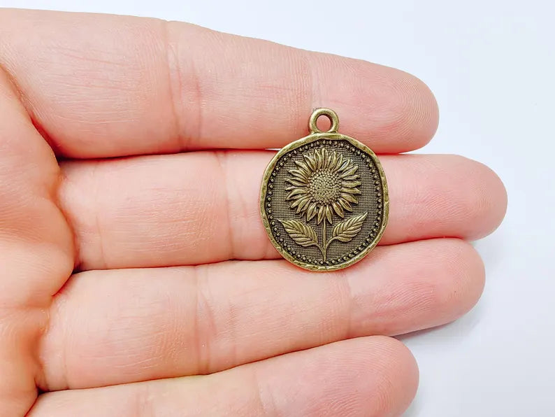 Sunflower Pendant Charm, Flower Earring, Floral Medallion, Botanical Jewelry Supply, Sunflower Necklace Antique Bronze Plated 27x22mm G37193