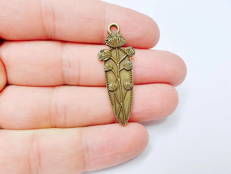 Thistle Pendant, Botanical Flower Charm for Necklace, Rustic Boho Jewelry Supply, Nature Jewelry Part, Antique Bronze Plated 42x15mm G37192