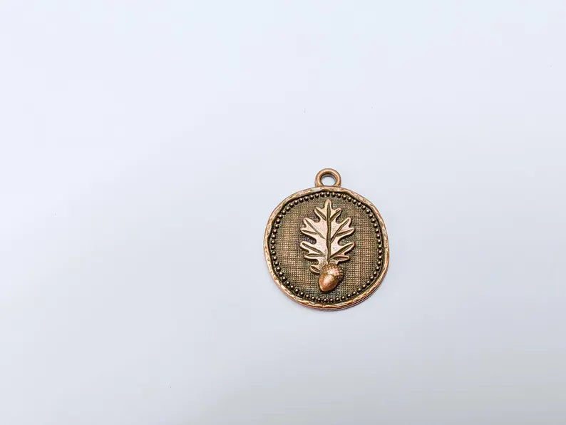 Oak Leaf and Acorn Charm Pendant, Forest Nature Charm, Botanical Jewelry Supply, Rustic Earring Charms, Antique Copper Plated 27x22mm G37204