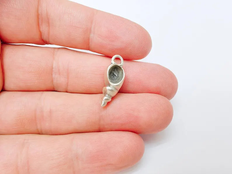 2 Sea Shell Pendant, Double Sided Spiral Charm, Nautical Ocean Jewelry Making Supply, Beach Bead, Antique Silver Plated 22x8mm G37217