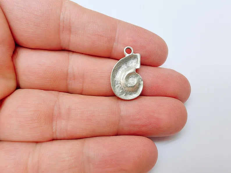 2 Ammonite Fossil Pendant, Spiral Shell Charm, Nautical Jewelry Supply, Prehistoric Sea Fossil, Antique Silver Plated 22x14mm G37221