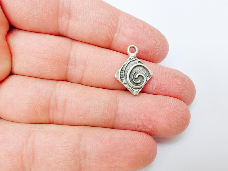 4 Square Tribal Spiral Charm, Abstract Swirl Pendant, Geometric Jewelry Component, Boho Ethnic Charms, Antique Silver Plated 20x15mm G37222