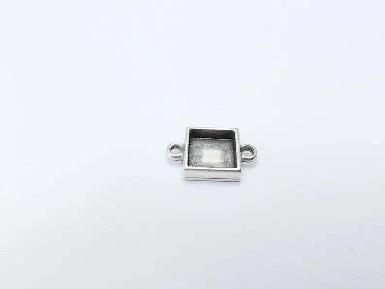 4 Square Bezel Connector, Double Loop Cabochon Blank, Resin Bases, Mosaic Mounting, Epoxy Setting, Antique Silver Plated 10x10mm G37240