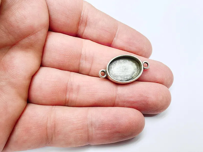 Oval Connector Bezel, Resin Pendant Blank Base, Mosaic Mounting, Dry flower Frame, Polymer Clay base, Antique Silver Plated (18x13mm) G37243