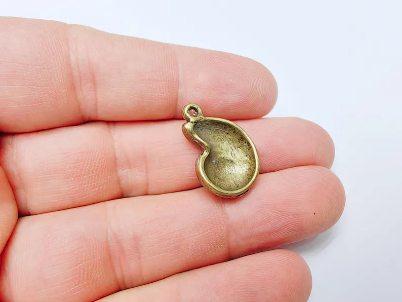 2 Nautilus Shell Charm, Summer Charms, Sea Shell, Beach Pendant, Bronze Snail Charm, Ocean Jewelry, Antique Bronze Plated 22x14mm G37255