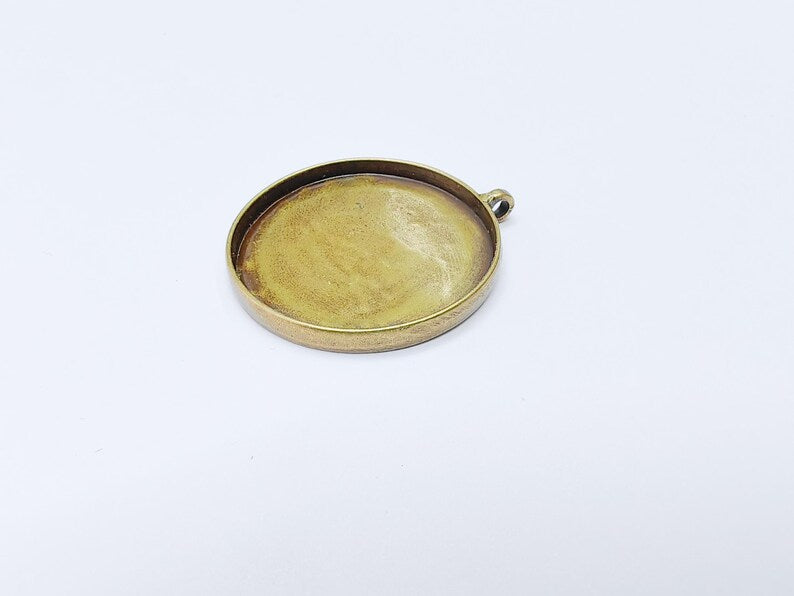 Round Pendant Blanks, Resin Bezel Bases, Mosaic Mountings, Dry flower Frame, Polymer Clay base, Antique Bronze Plated (40mm) G37247