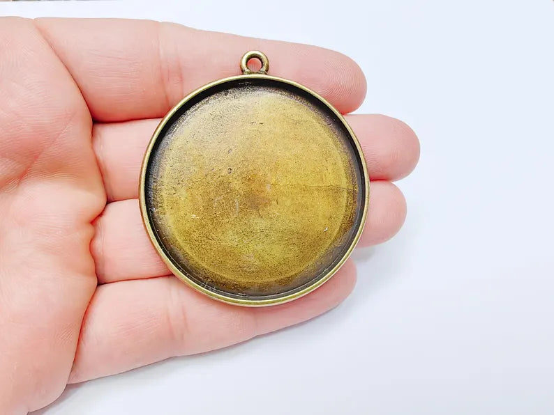 Large Round Pendant Blanks, Resin Bezel Bases, Mosaic Mountings, Dry flower Frame, Polymer Clay base, Antique Bronze Plated 50 mm G37252