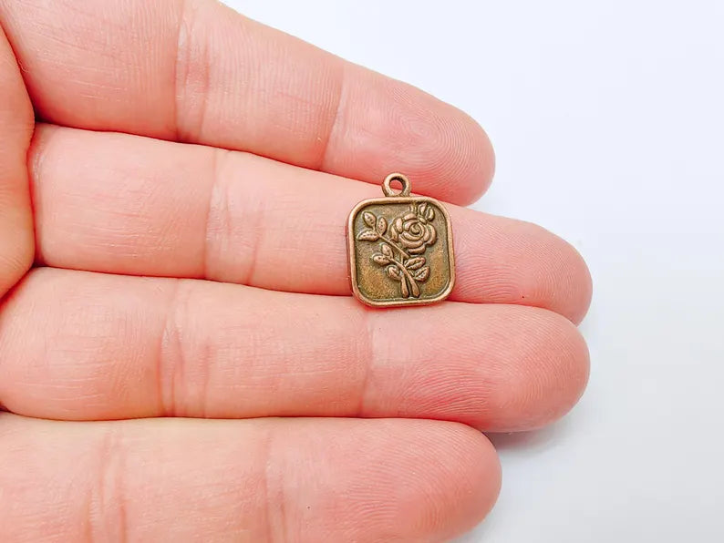 4 Rose Square Charm, Embossed Flower Pendant, Floral Oval Tag for Bracelet or Necklace, Romantic Jewelry, Antique Copper Plated 18x14mm G37275