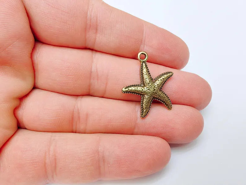 5 Starfish Charm, Bronze Sea Star Pendant, Nautical Boho Beach Jewelry Supply, Ocean Theme Pendant, Antique Bronze Plated 26x23mm G37277