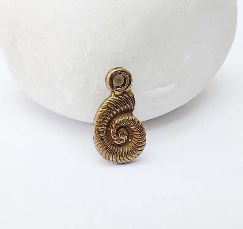 2 Nautilus Shell Charm, Sea Shell Summer Pendant, Ocean Jewelry, Tiny Beach Pendant, Boho Coastal Charm, Antique Bronze Plated 16x9mm G37283