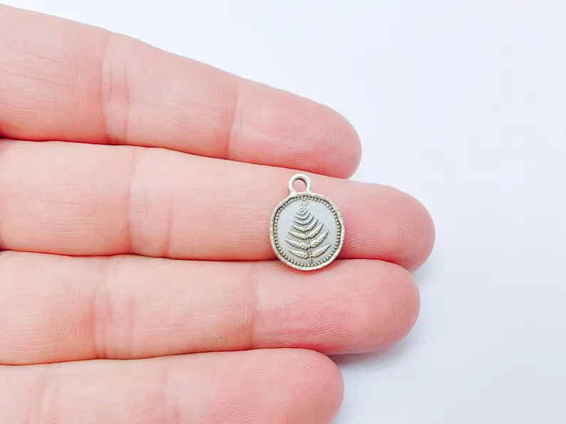 4 Fern Flower Charm, Double Sided Botanical, Organic Shape Plant Charm, Nature Earring, Floral Tag, Antique Silver Plated 16x12mm G37312