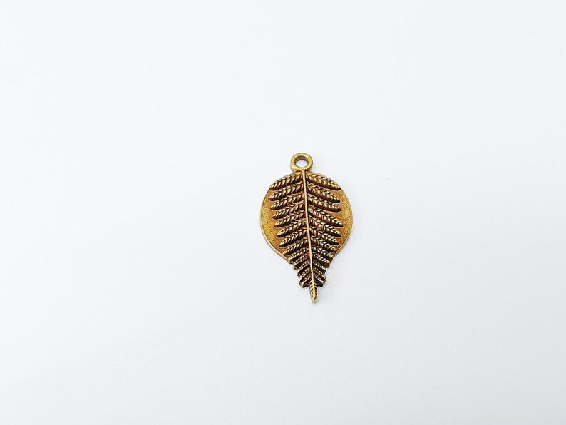 Fern Leaf Charm Pendant, Nature Charm, Botanical Jewelry Supplies, Forest Leaf Necklace, Fern Earring, Antique Bronze Plated 34x18mm G37323