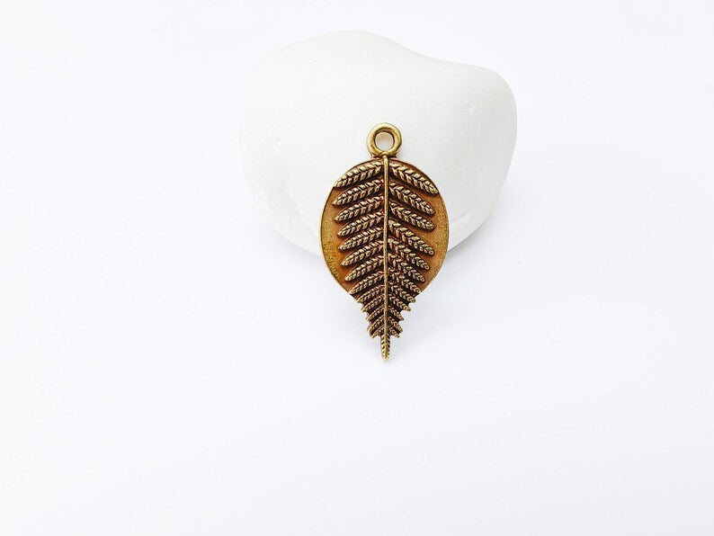 Fern Leaf Charm Pendant, Nature Charm, Botanical Jewelry Supplies, Forest Leaf Necklace, Fern Earring, Antique Bronze Plated 34x18mm G37323