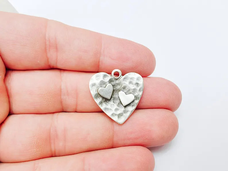 Hammered Heart Charm, Double Heart Pendant, Boho Jewelry Making Supplies, Antique Silver Plated, 23mm G37338